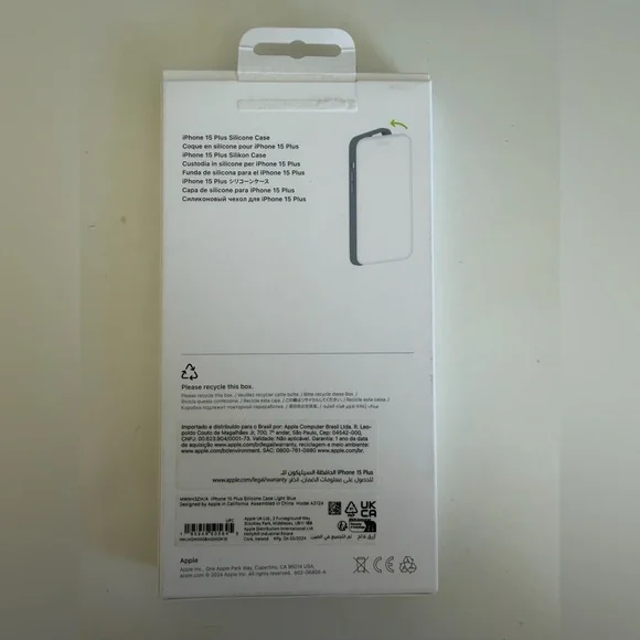 📱 Apple iPhone 15 Plus Silicone Case – Light Blue (Brand New in Box) - Picture 2 of 2